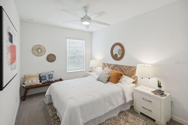 Building Photo - 3462 Caravelle St