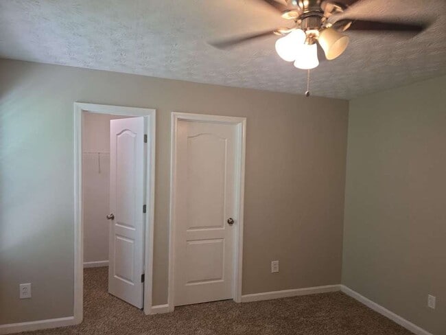 Building Photo - 3111 Fields Dr