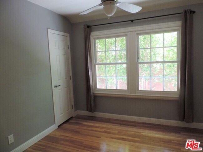 Building Photo - 5039 Rubio Ave