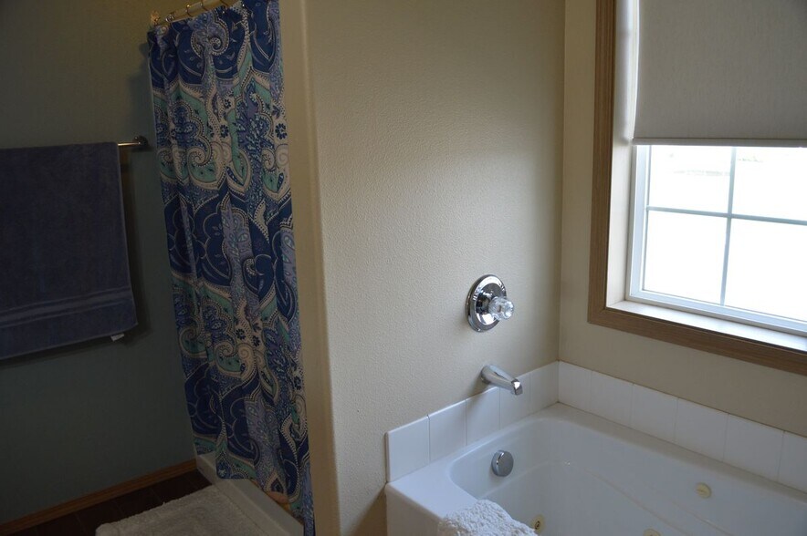 Building Photo - 4408 Appaloosa Ct