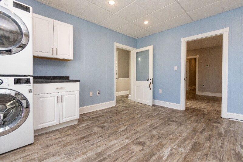 Building Photo - 303 St John St