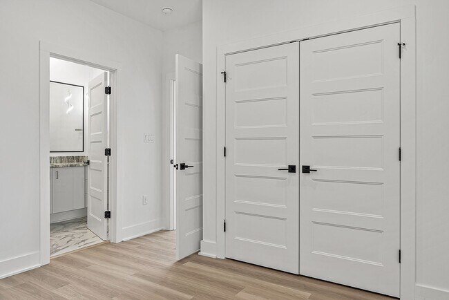 Building Photo - Edge Luxury Townhomes