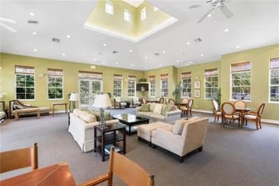 Building Photo - 1945 Bridgepointe Cir