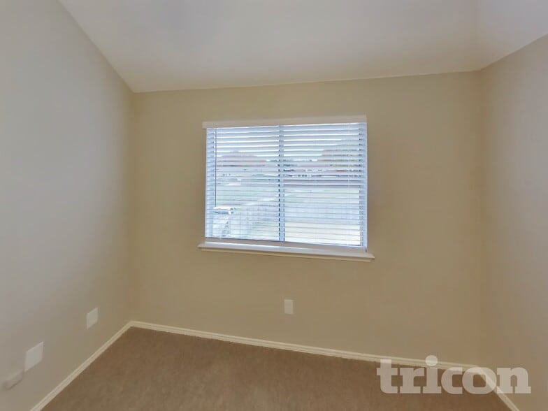 Building Photo - 2033 Oak Bend Ln