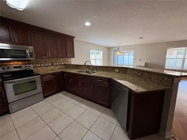 Building Photo - 7014 Early Gold Ln