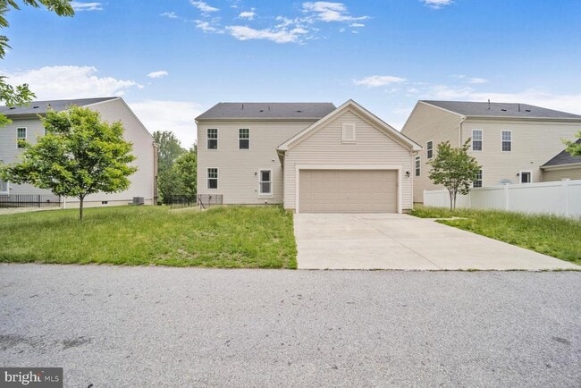 Building Photo - 9007 Central Park Dr
