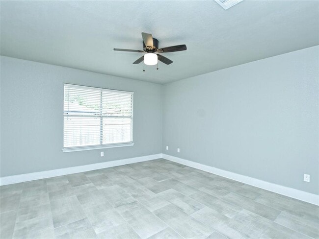 Building Photo - 1303 Green Terrace Dr