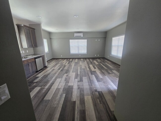 Building Photo - 2032 SW Allen Creek Rd