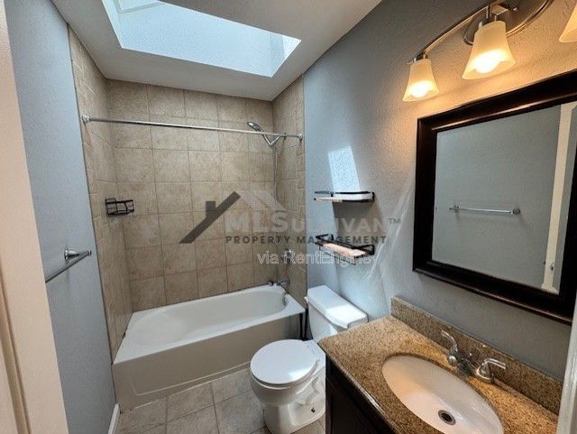 Building Photo - 120 Timber Ridge Dr