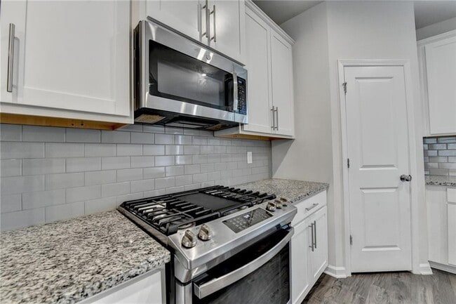 Building Photo - 3587 Hidden Valley Cir