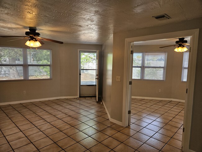 Building Photo - 3345 Trask Dr