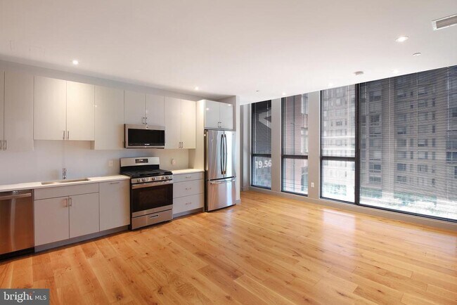 Building Photo - 448 K St NW