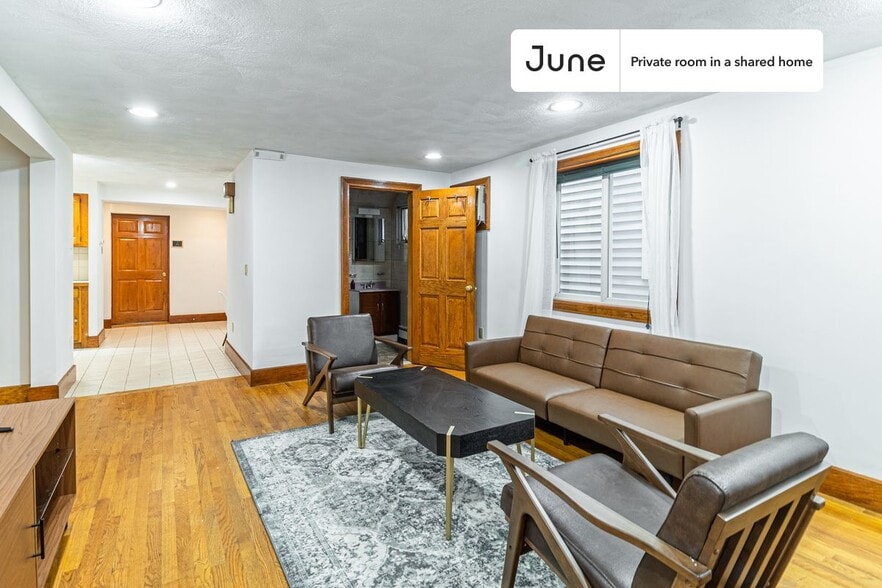 Building Photo - Room in Shared 5 bed/2 bath home in Central Square (Cambridge)
