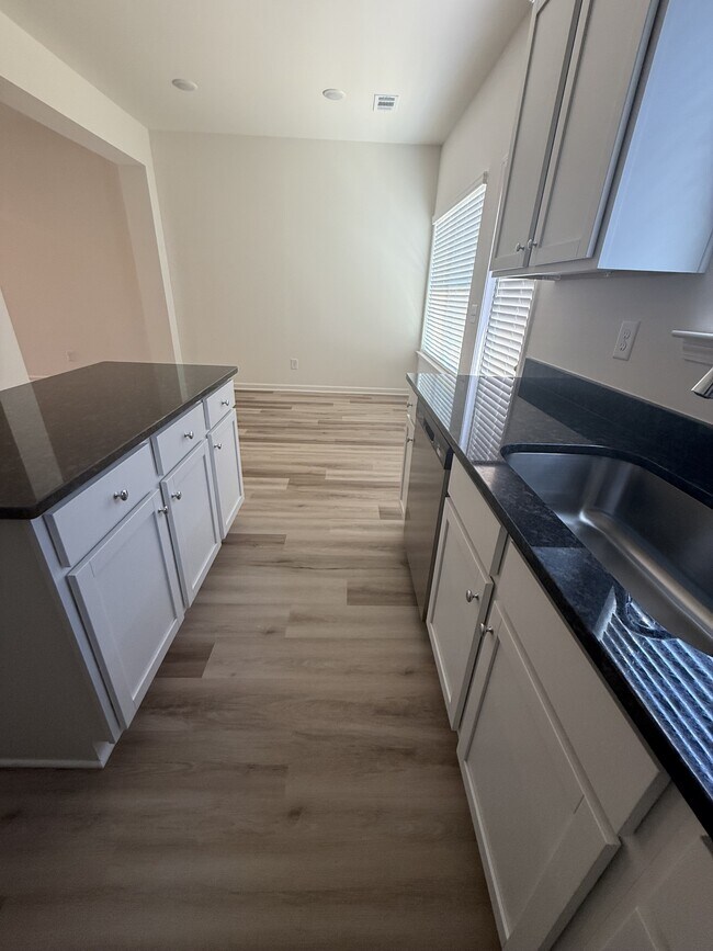 Building Photo - 1019 Homestead Dr