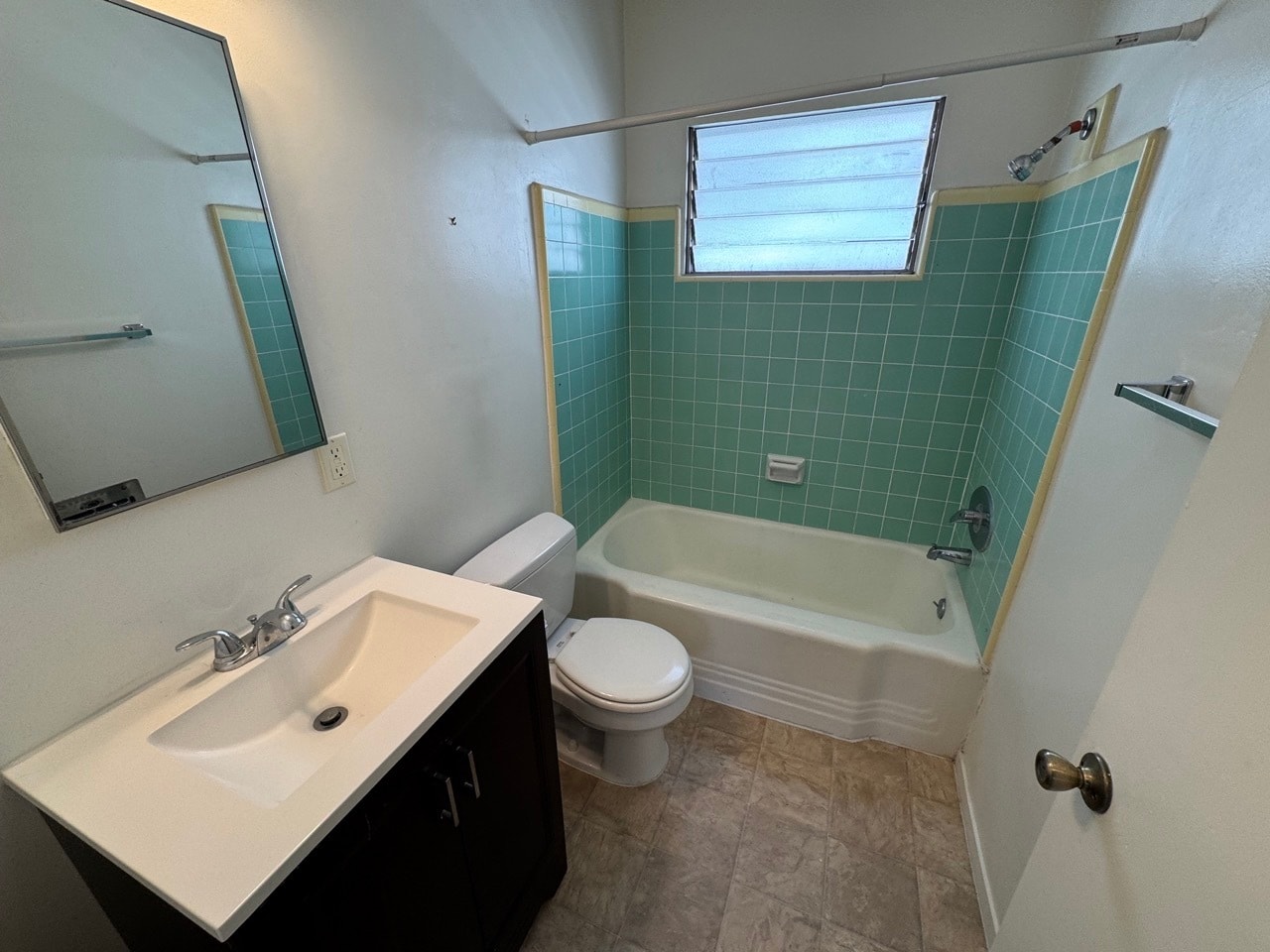 Building Photo - 5102 Inglewood Blvd