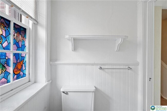 Building Photo - 426 Heckewelder Pl