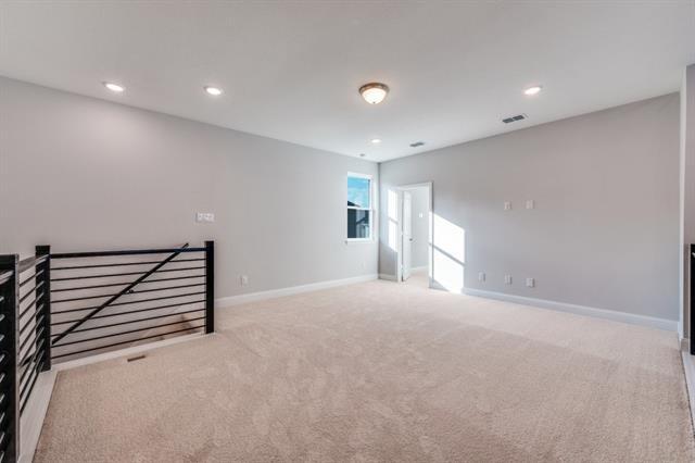 Building Photo - 11692 Chartwell Ct