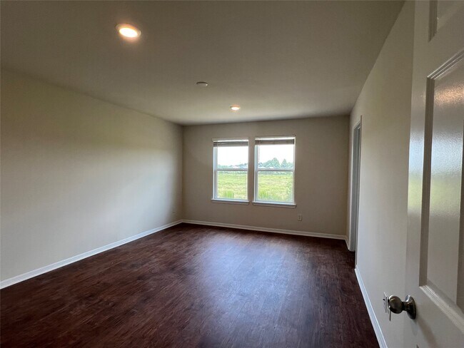Building Photo - 4711 Prairie Chase Dr
