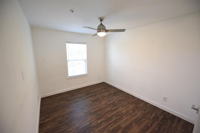 Building Photo - 5404 Reiger Ave