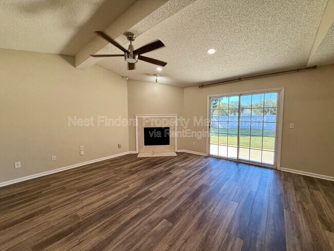 Building Photo - 4578 Blue Stream Ln N