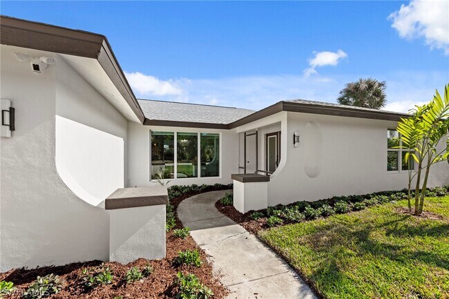 Building Photo - 548 Boulder Dr