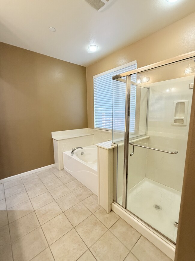 Building Photo - 2366 Delgado Pl