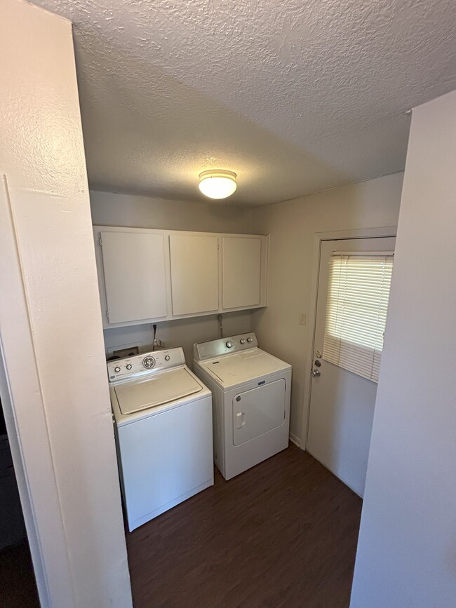 included washer and dry with balcony access - 2903 Prairie Flower Cir