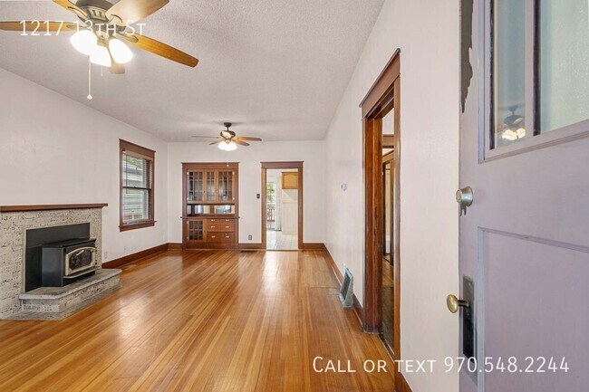 Building Photo - 1217 13th St
