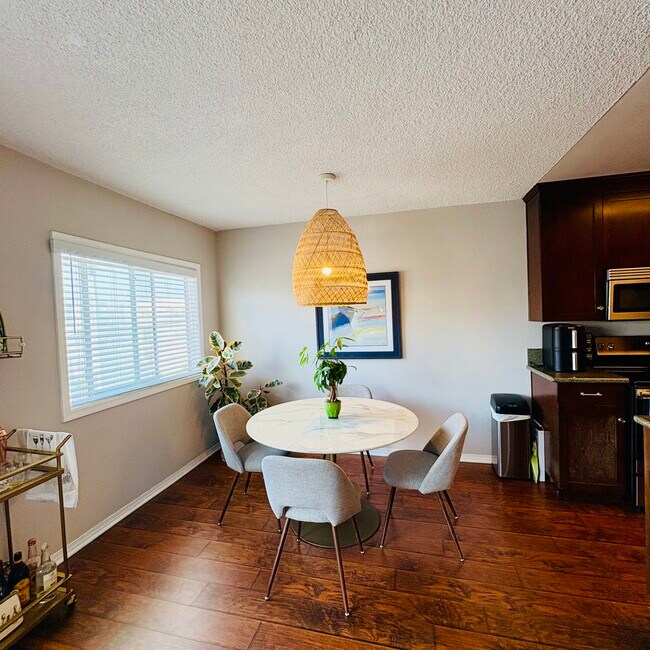 Dining room off the kitchen - 2002 4th St