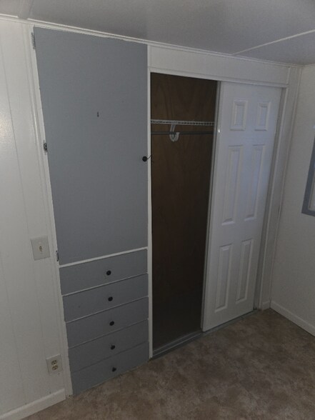 Building Photo - 8464 Cleveland Ave NW