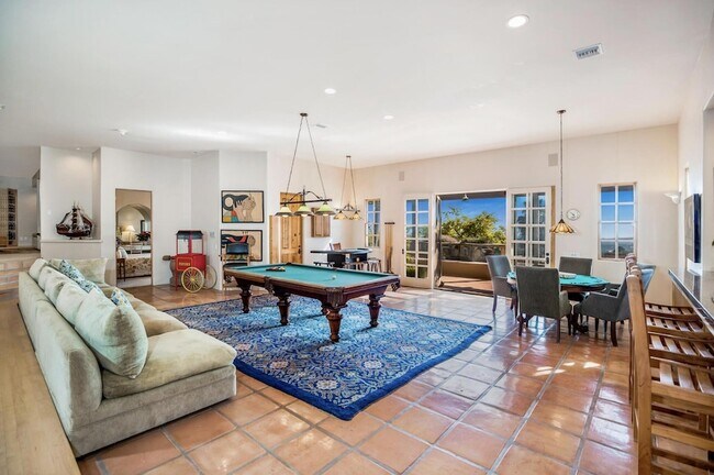 Building Photo - 3756 Foothill Rd