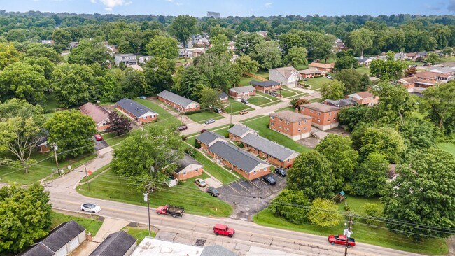 Building Photo - 7204 Longfield Dr