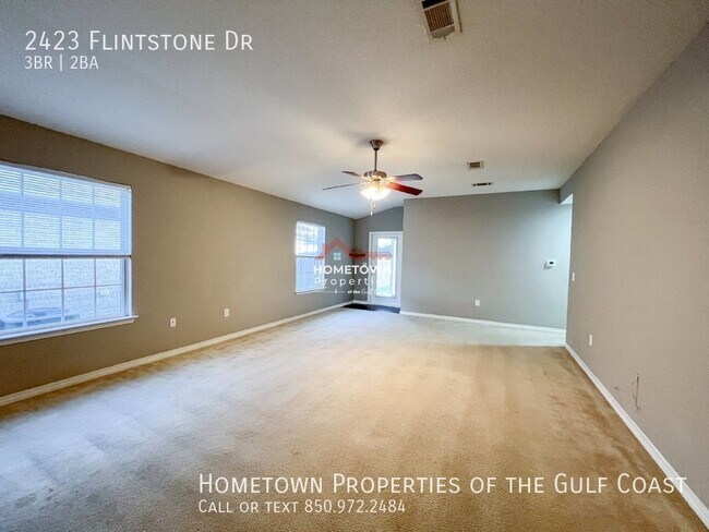 Building Photo - 2423 Flintstone Dr