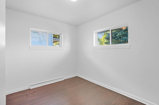 Building Photo - 1927 Vaughn St