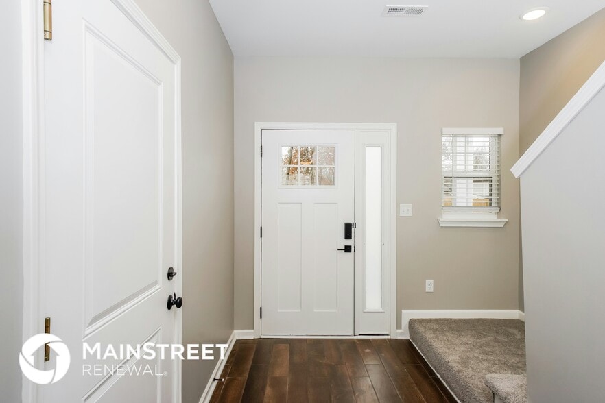 Building Photo - 2063 Paddle Wheel Dr