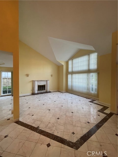 Building Photo - 18338 Charlton Ln