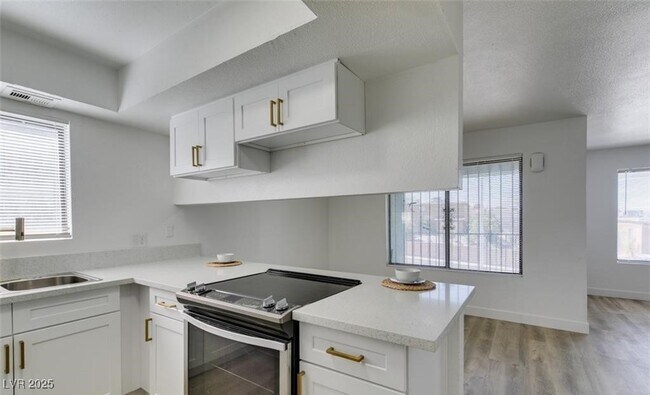 Building Photo - 6932 Kilgore Dr