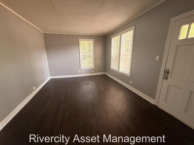 Building Photo - A Must See In Frayser!!!!!! Section 8 Welc...