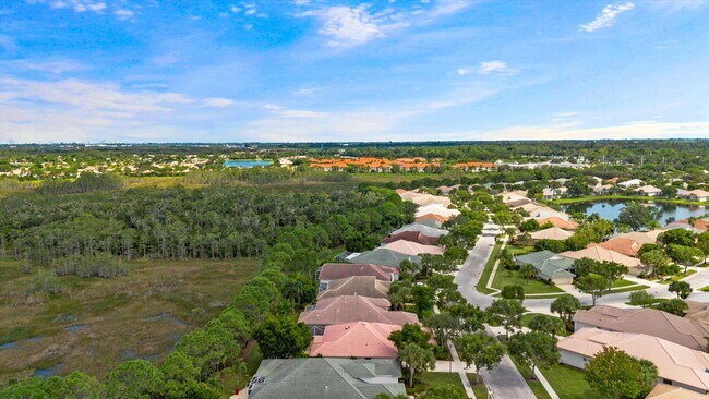 Building Photo - 9150 Bay Harbour Cir