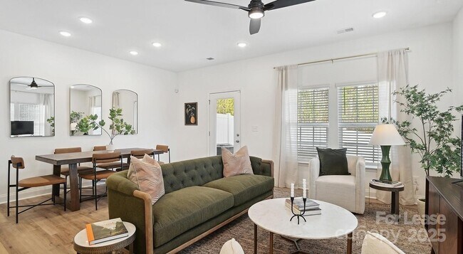 Building Photo - 9100 Bluedale Rd