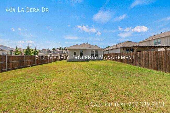 Building Photo - 404 La Dera Dr