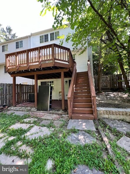 Building Photo - 8156 Dark Den Cir