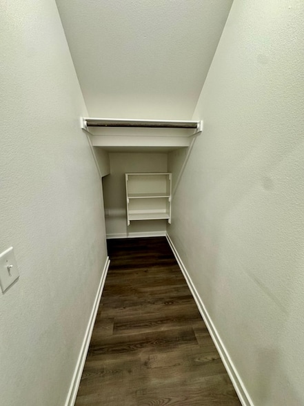 Building Photo - 3909 SW Pecan Cir