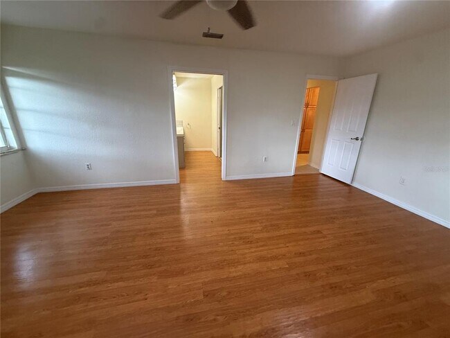 Building Photo - 440 W Tarpon Blvd NW