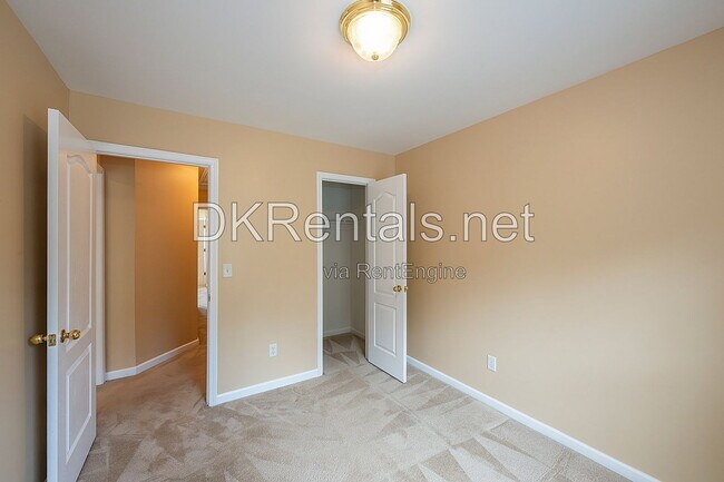 Building Photo - 7712 Autry Cir
