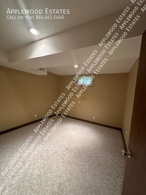 Building Photo - 133 Bristow Ln