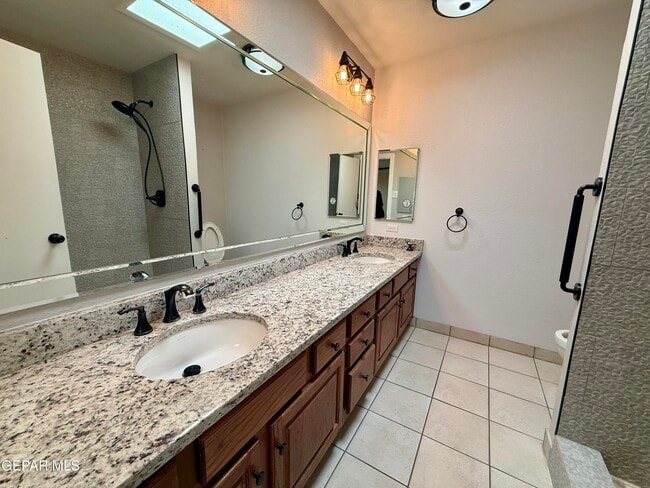 Building Photo - 763 Espada Dr