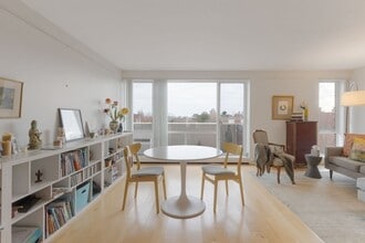 Building Photo - 29 Concord Ave