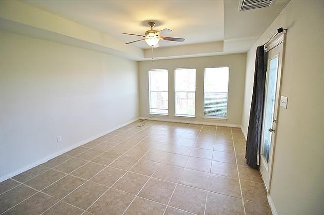 Building Photo - 809 Foxwood Ln