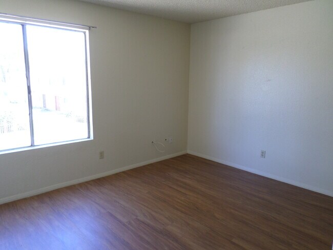 Building Photo - 69th Drive